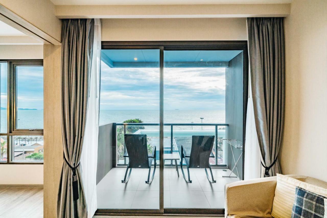 Pattaya Aeras Condotel Jomtien Beach Exterior photo